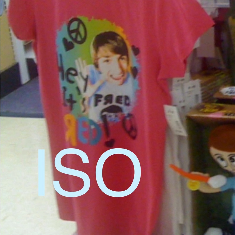 ISO FRED SHIRT ISO PLEASE ANYONE HAS THIS SHIRT SELL IT TO ME PLEASE ON GLOB